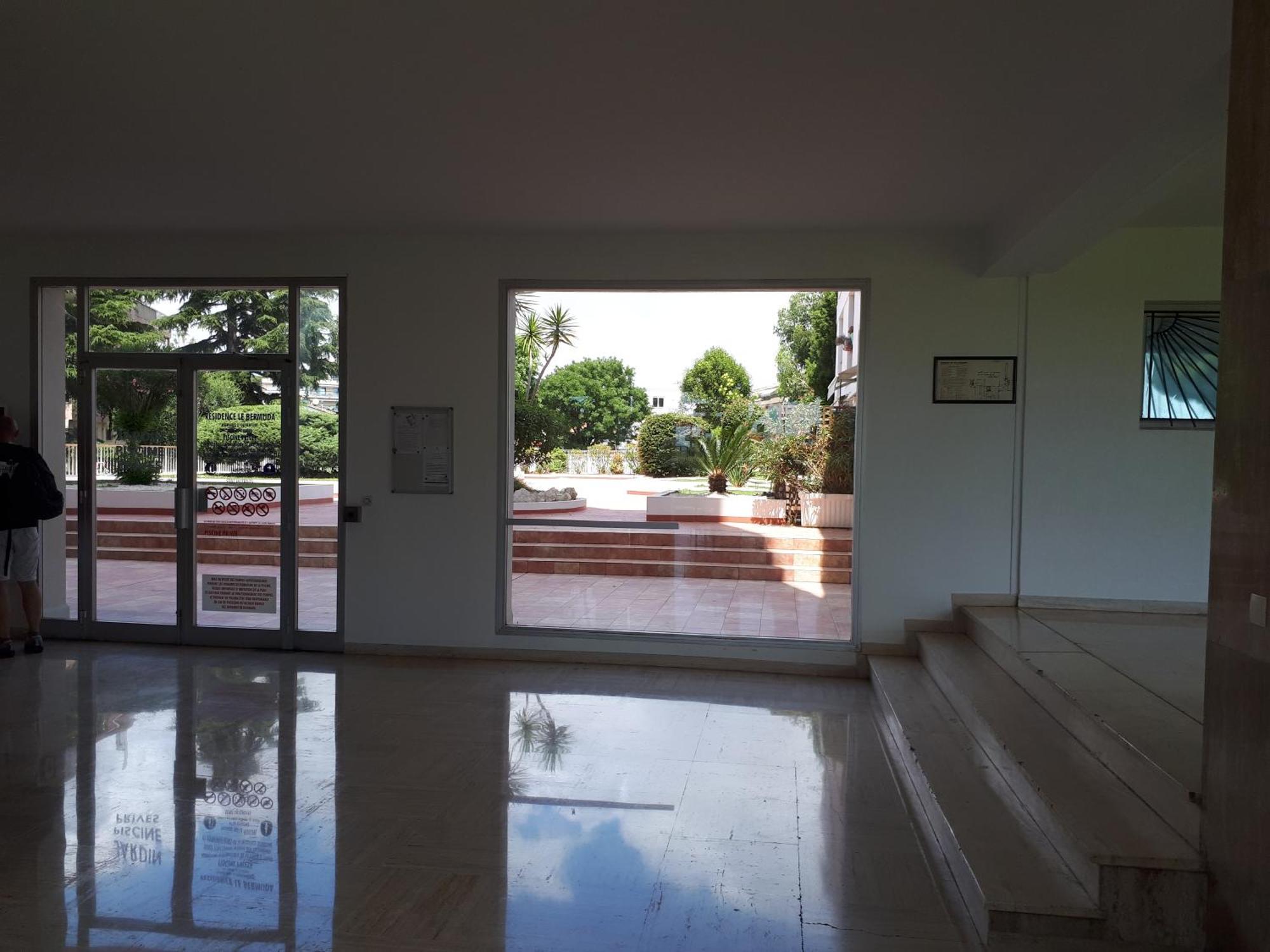 Studio Bord De Mer Saint-Laurent-du-Var Ngoại thất bức ảnh